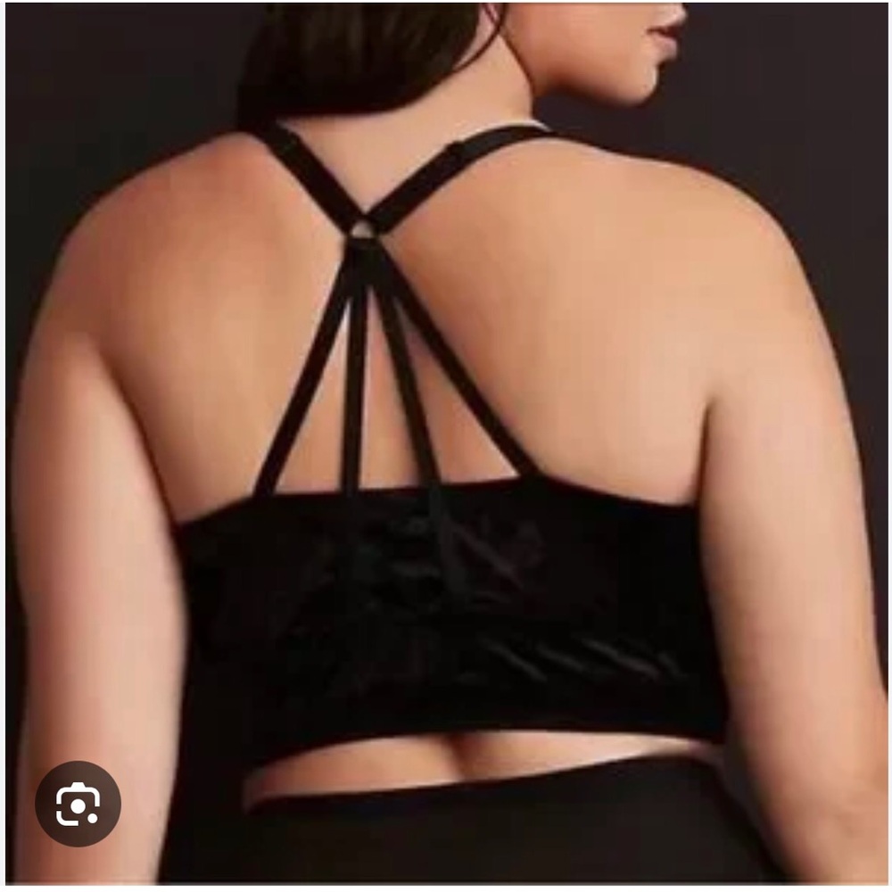 Torrid Strappy Velvet Bralette 4 Black Stretch - Picture 2 of 7